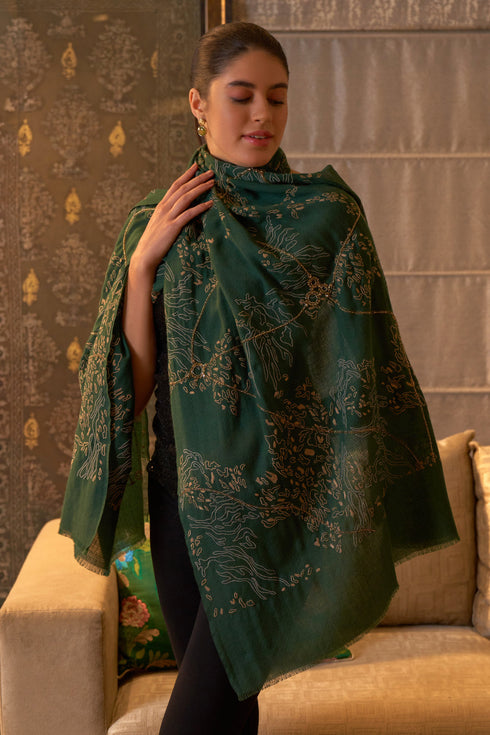 The Royal Links Embroidered Pure Cashmere Stole