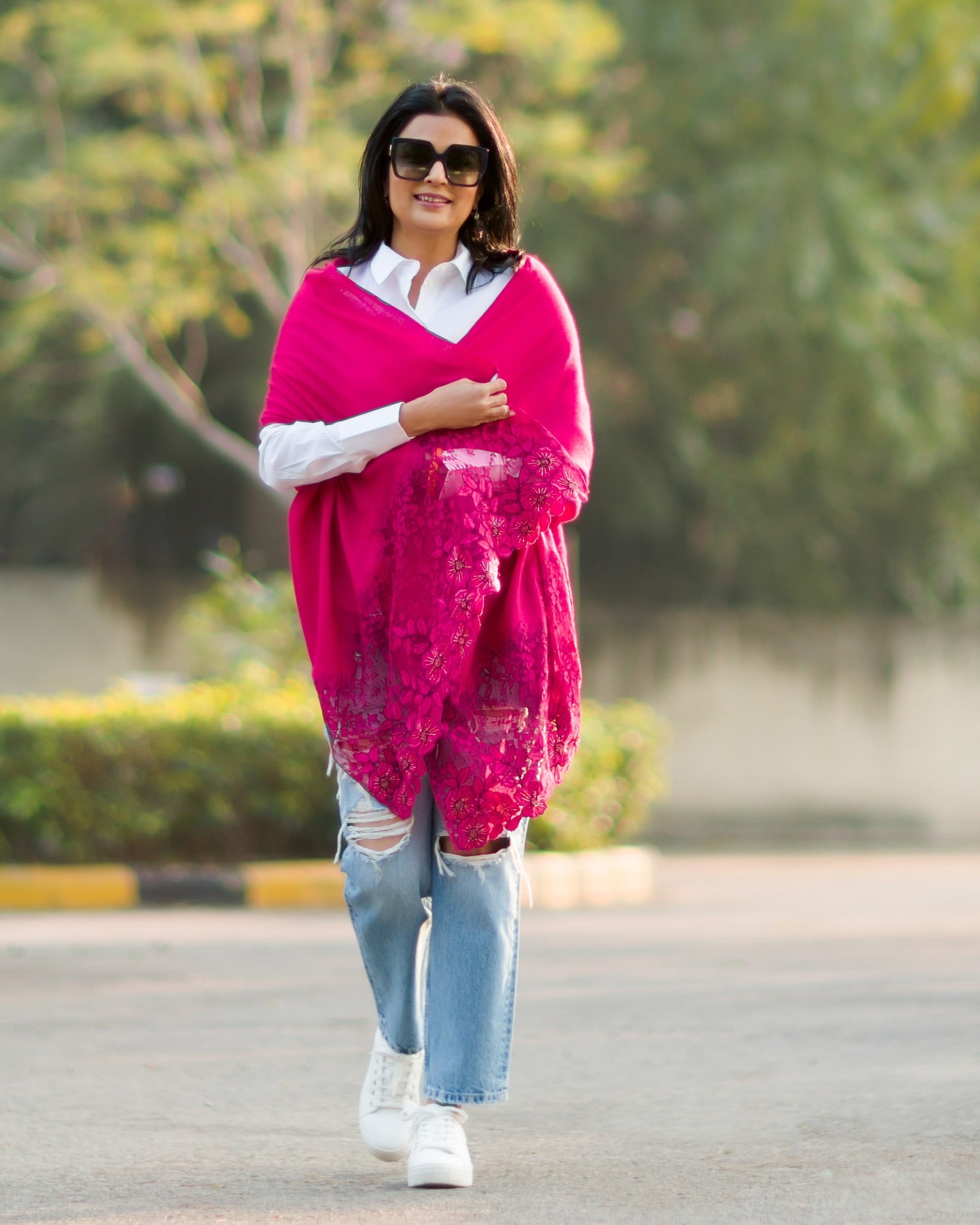 Floral Inset | Embroidered Fine Merino Wool Stole